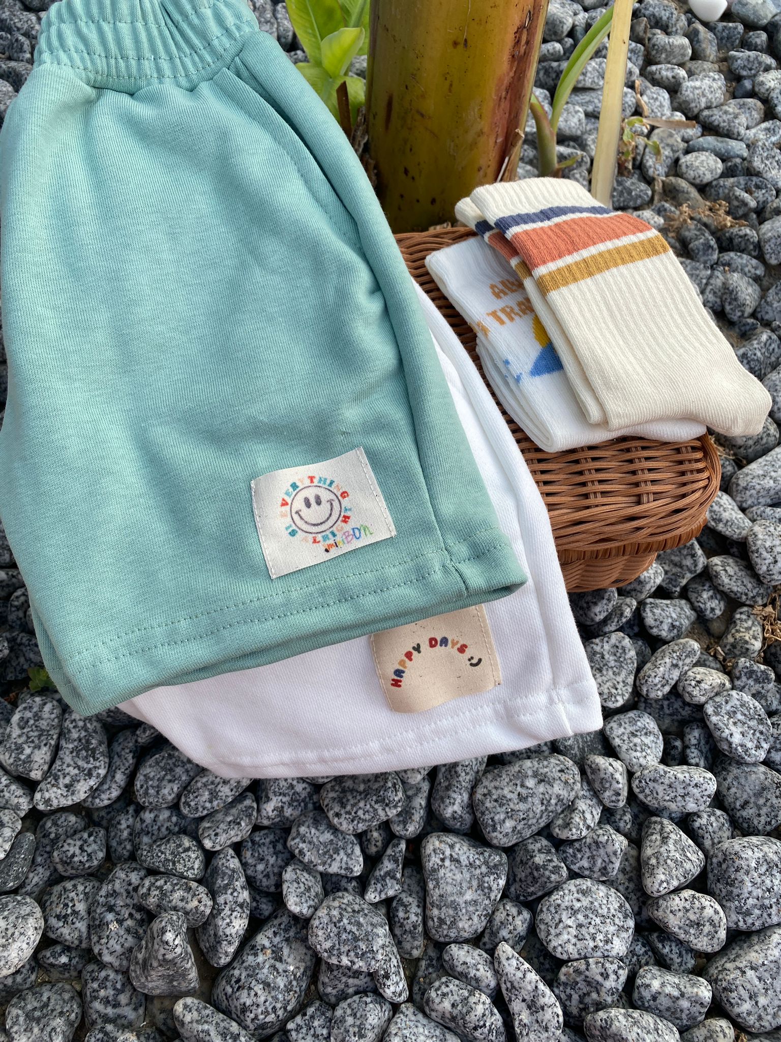 Mint Yeşil Renk Şort 