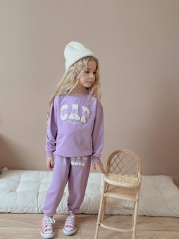 Lila Gap Logolu Takım