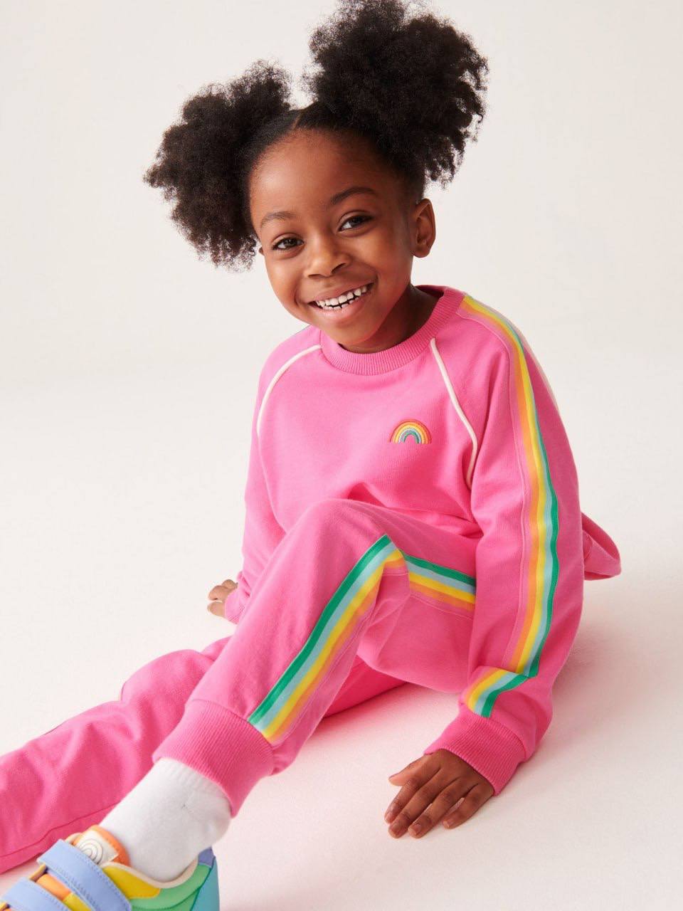 Gökkuşağı Şeritli Takım