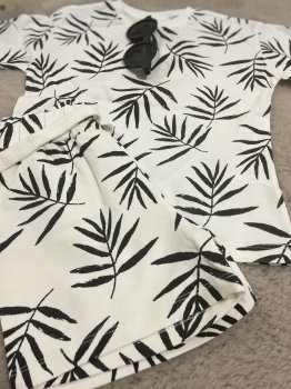 Siyah Yapraklı Takım