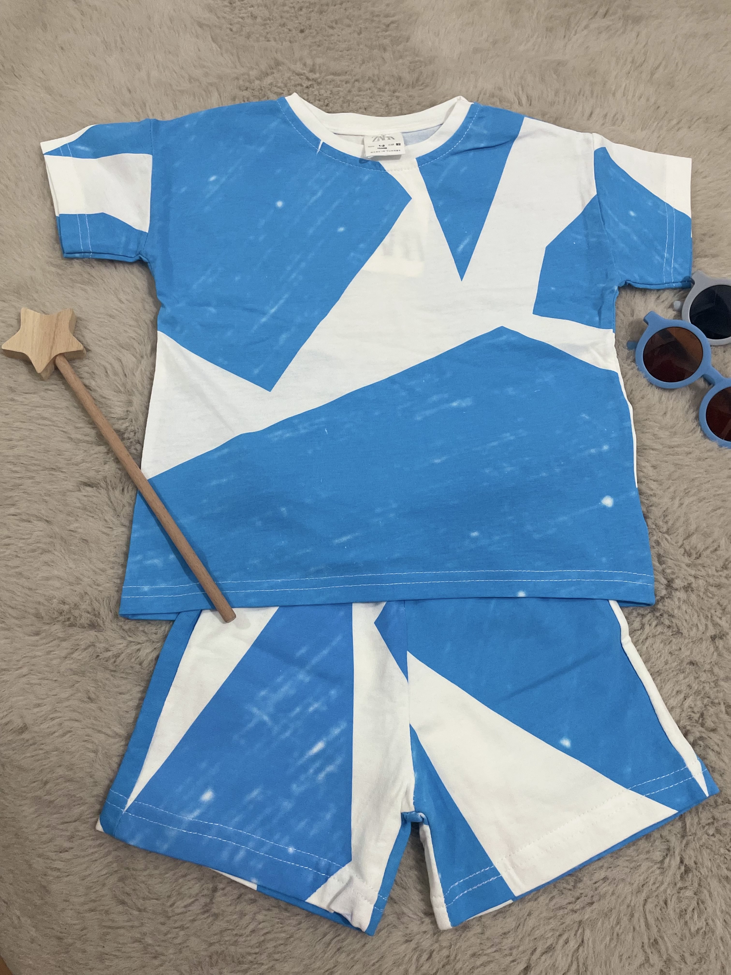 Geometrik Şekilli Mavi Renk Takım