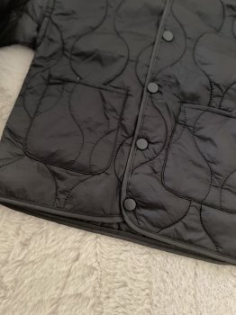 Siyah Kapitoneli Kapüşonlu Ceket