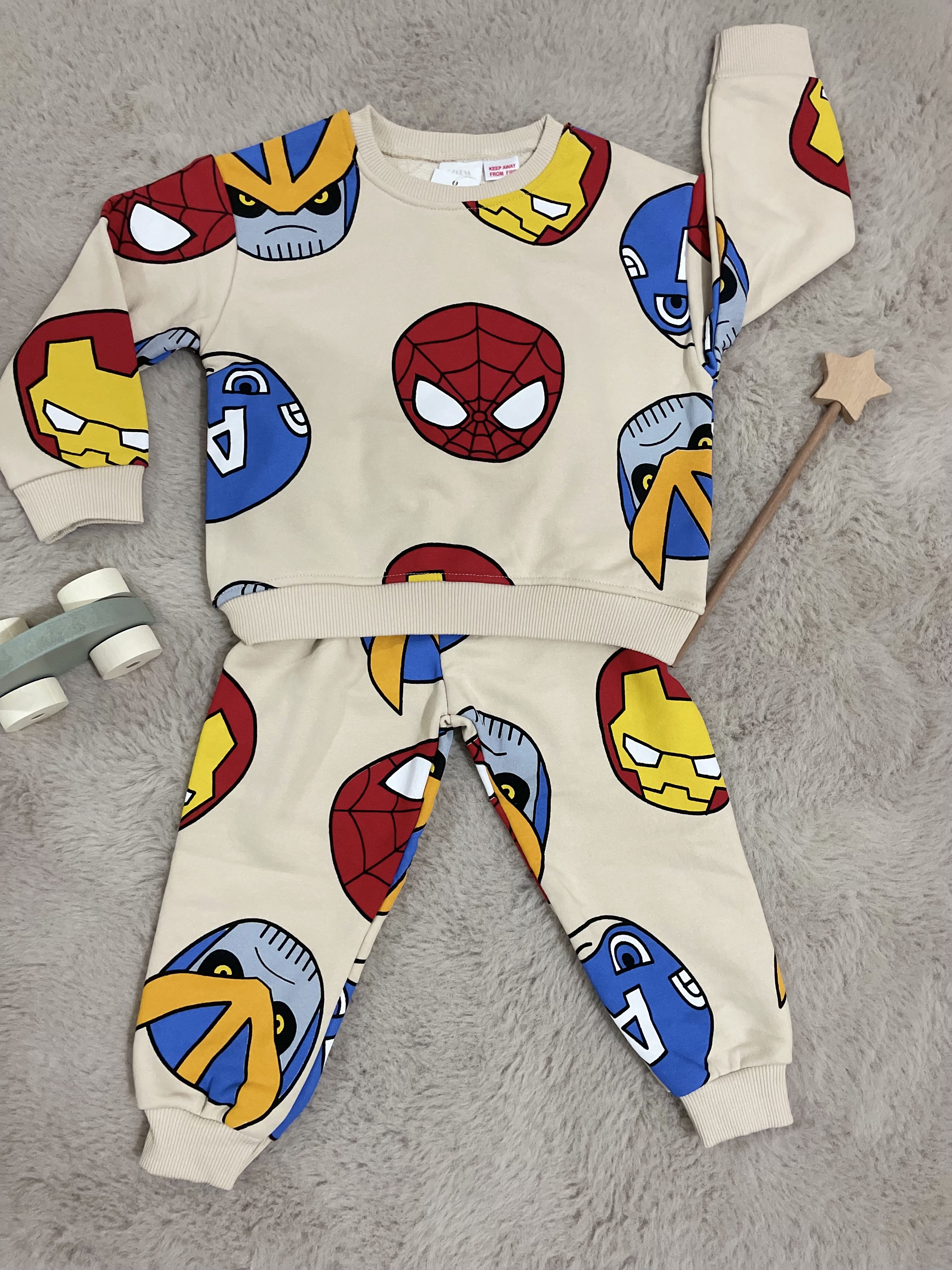 Krem Marvel Serili Takım