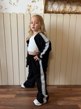 Şerit Çizgili Fermuarlı Eşofman Takımı